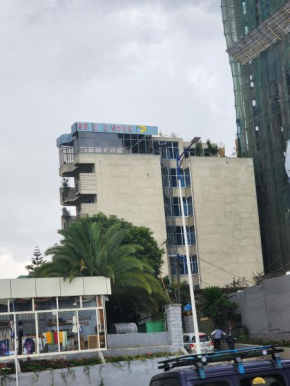 Rendezvous Hotel